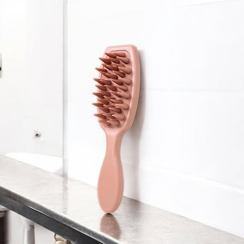 "Cloe" The Handled Scalp Massager