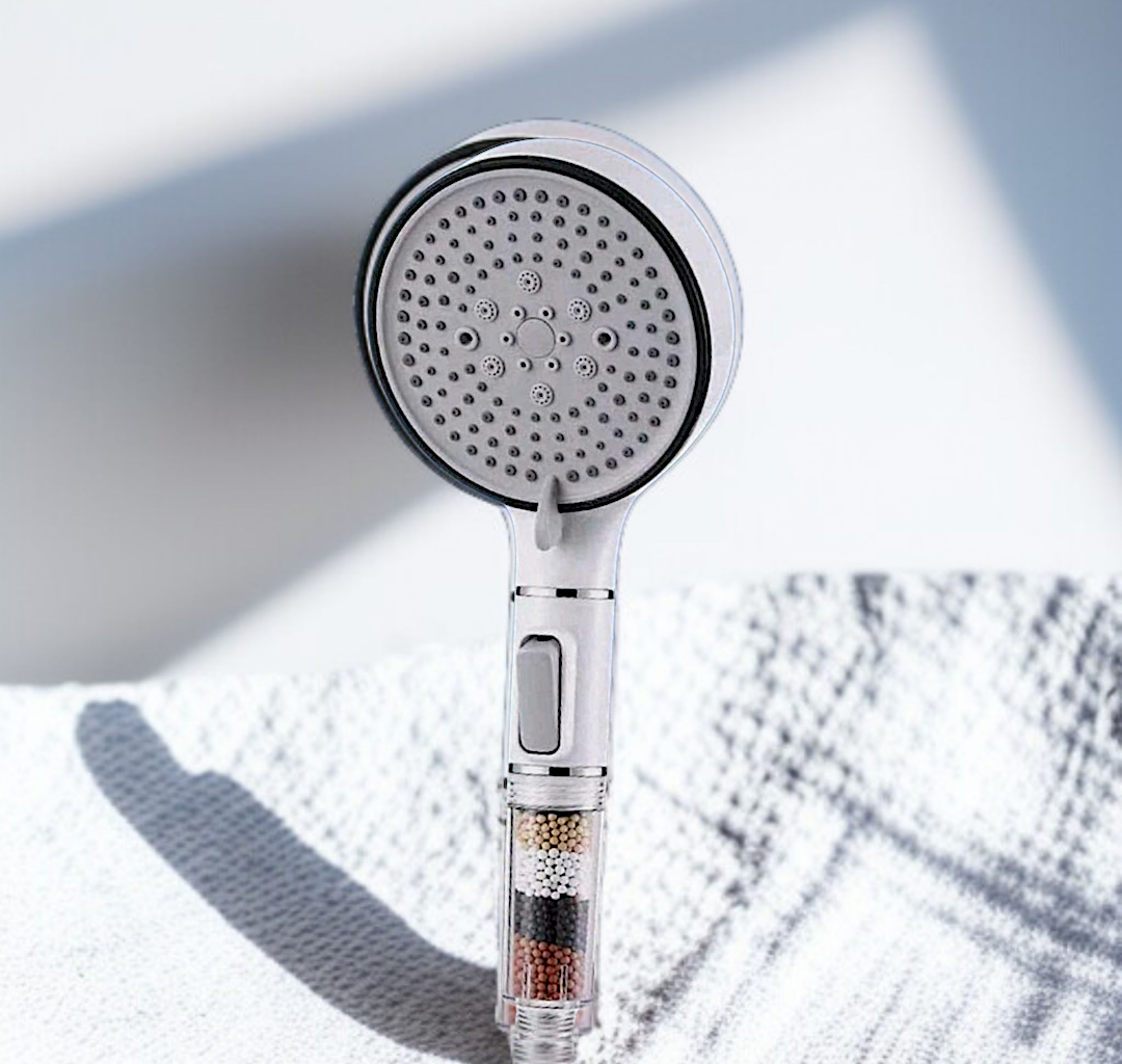 "Healthy Bath Time" Water Filtering Shower Head