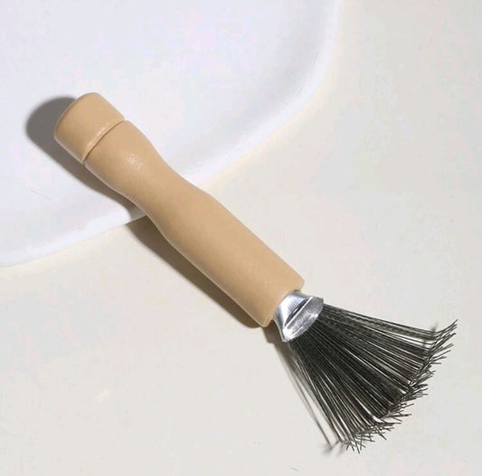 "PiKa" The Brushes Cleaning tool
